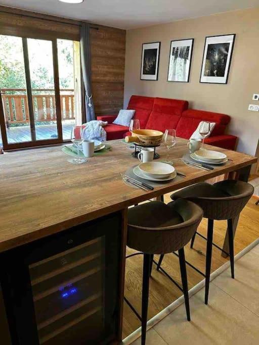 Gorgeous 2 Bedroom, 2 Full Bath, Ski In Apartment! Winner Of 2025 And 2024 Traveller Award! Morzine Exterior foto